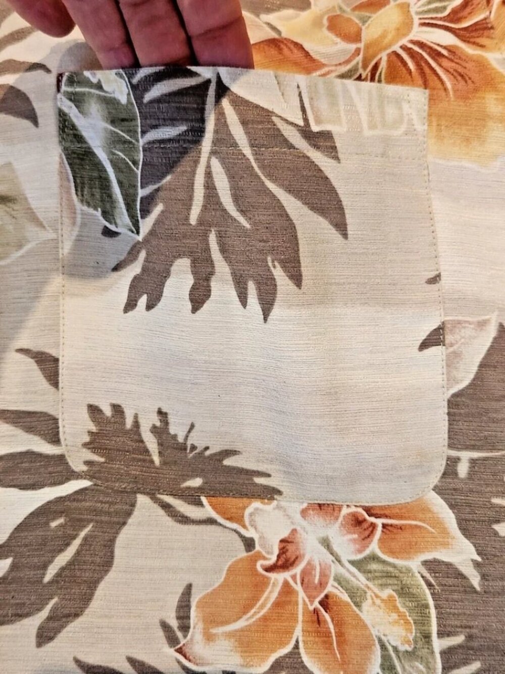 Havana Jack's Cafe Hawaiian Shirt Men's Sz. L Silk Floral Button Up Short Sleeve - Picture 13 of 15